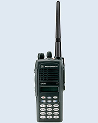 Motorola GP380, портативная радиостанция, 136-174МГц, 255 каналов, 5 Вт, 25/12,5 кГц, дисплей, клавиатура, в комплекте: аккумулятор, антенна